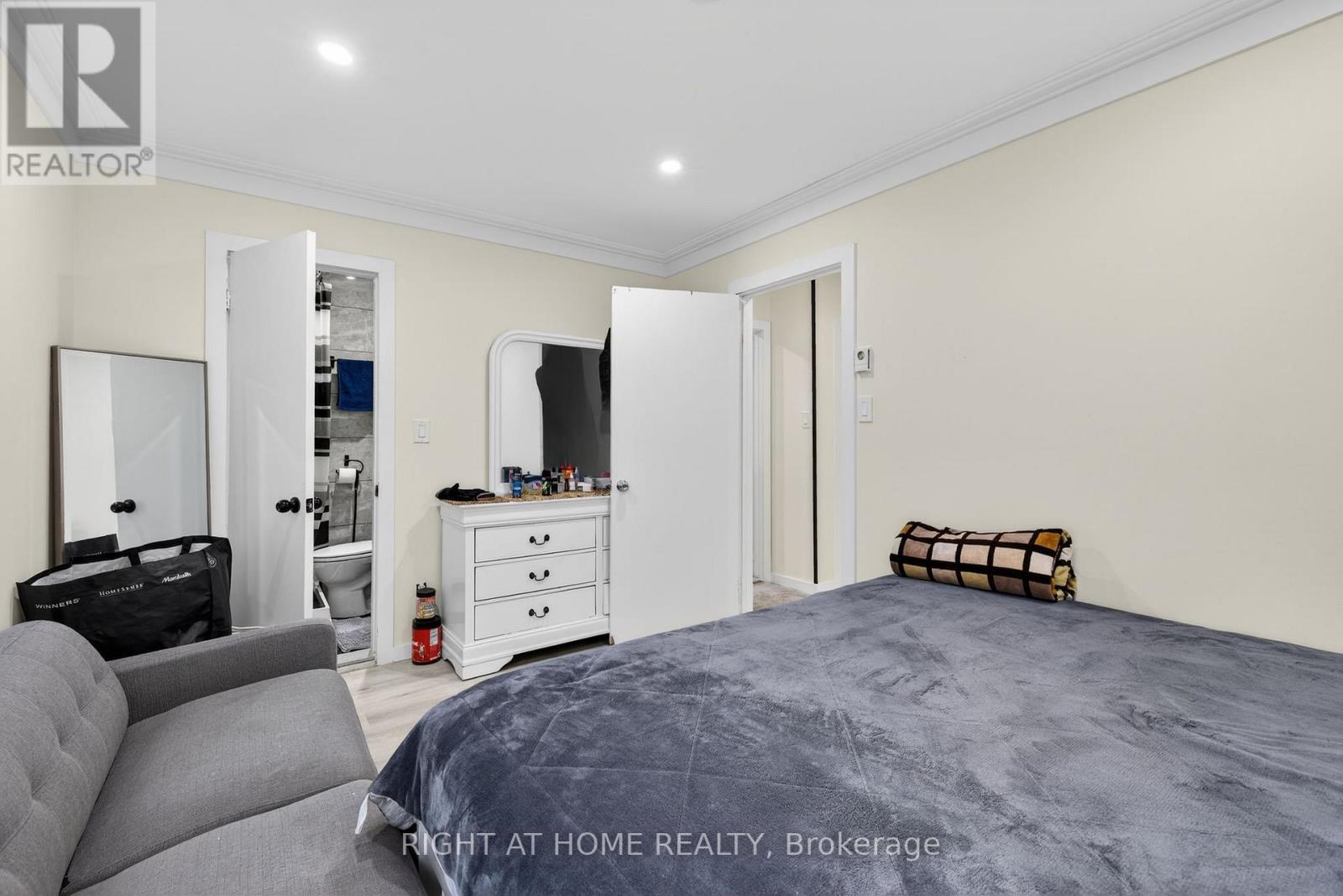 100 Metro Road S, Georgina, Ontario  L4P 1W2 - Photo 18 - N12785830