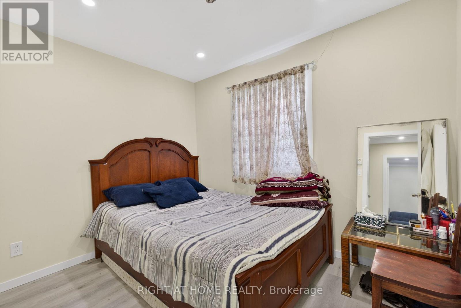 100 Metro Road S, Georgina, Ontario  L4P 1W2 - Photo 23 - N12785830