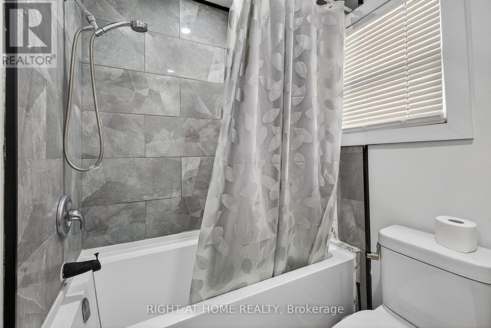 100 Metro Road S, Georgina, Ontario  L4P 1W2 - Photo 26 - N12785830