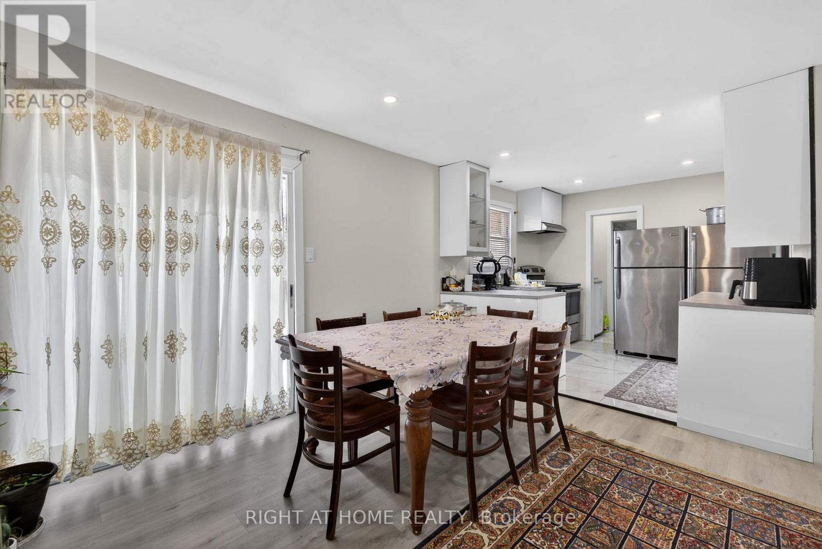 100 Metro Road S, Georgina, Ontario  L4P 1W2 - Photo 9 - N12785830