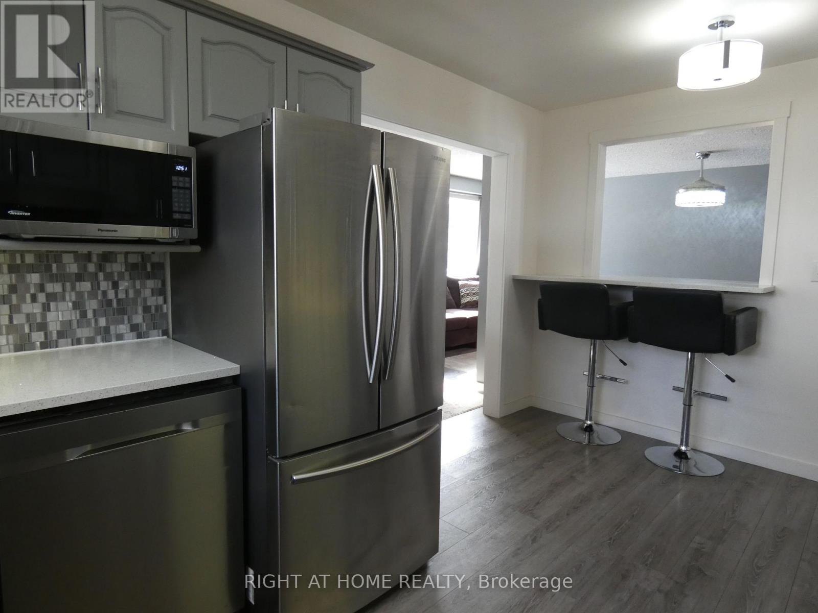 27 Shore Acres Boulevard, North Bay, Ontario  P1A 1B7 - Photo 6 - X12780784