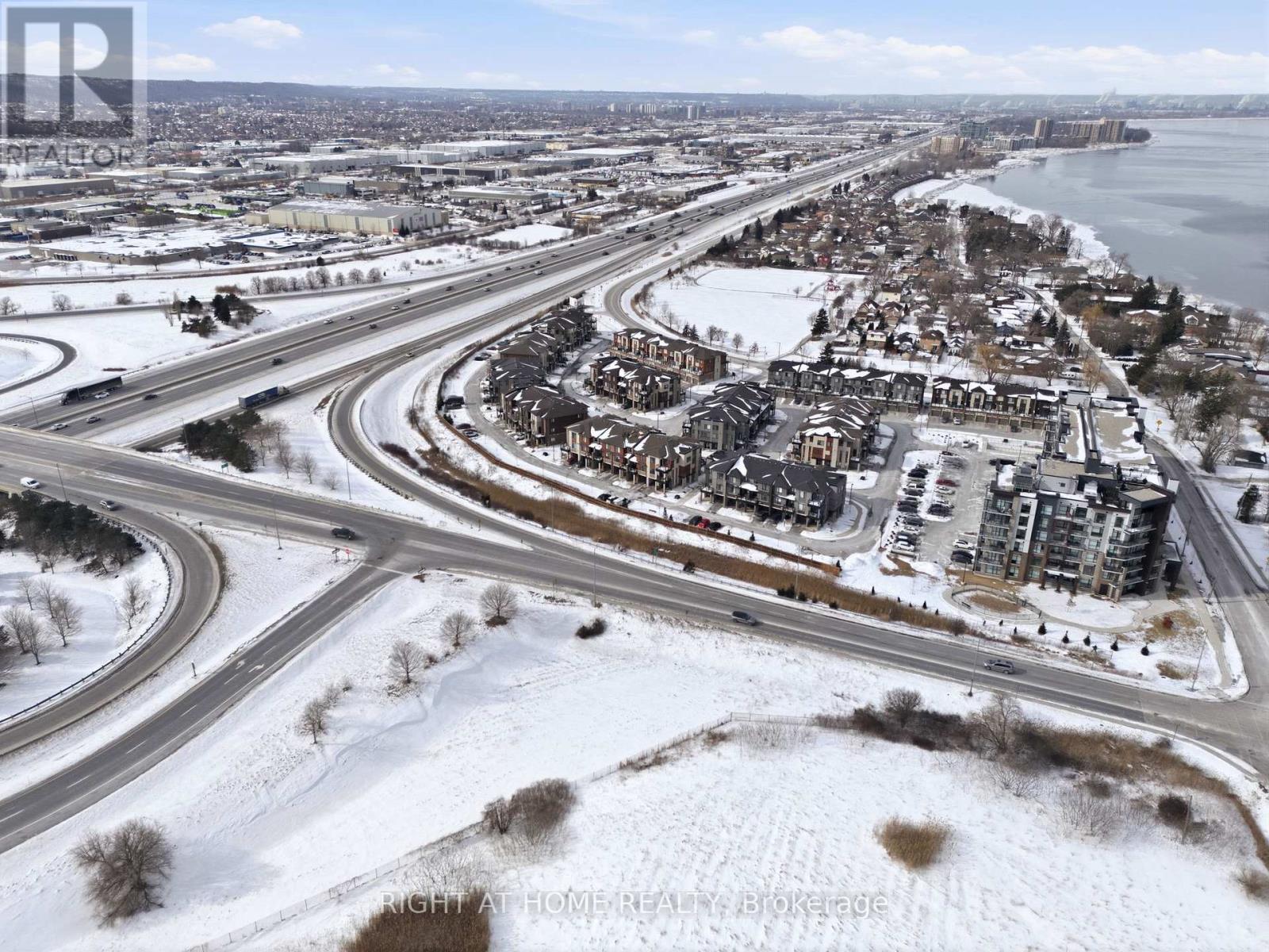 67 - 590 North Service Road, Hamilton, Ontario  L8E 0K5 - Photo 37 - X12785844