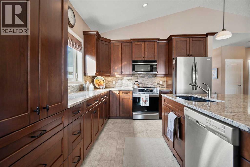 1719 High Park Boulevard Nw, High River, Alberta  T1V 1Z8 - Photo 11 - A2284997