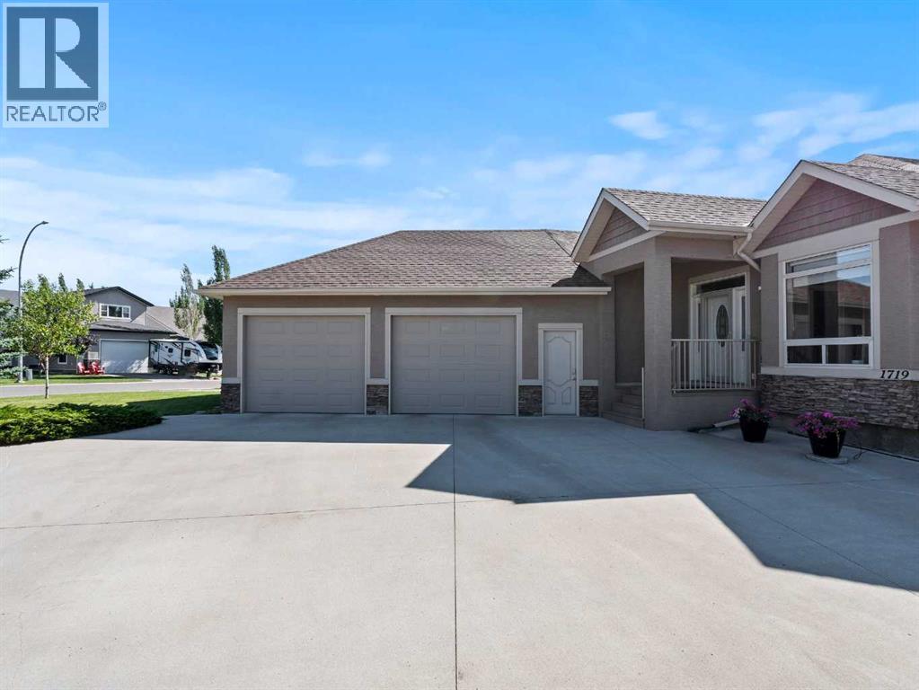 1719 High Park Boulevard Nw, High River, Alberta  T1V 1Z8 - Photo 4 - A2284997