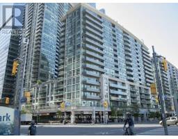 520 - 51 LOWER SIMCOE STREET, Toronto, Ontario