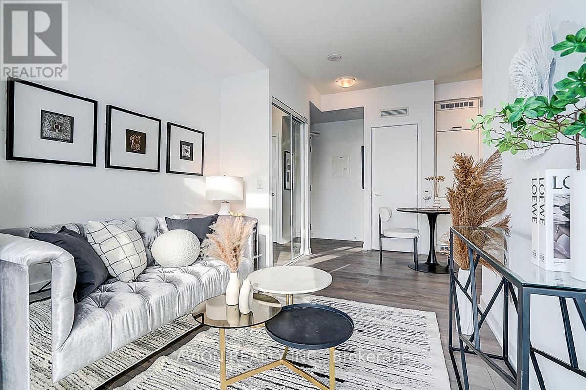 619 - 60 Honeycrisp Crescent, Vaughan, Ontario  L4K 0N5 - Photo 14 - N12785858