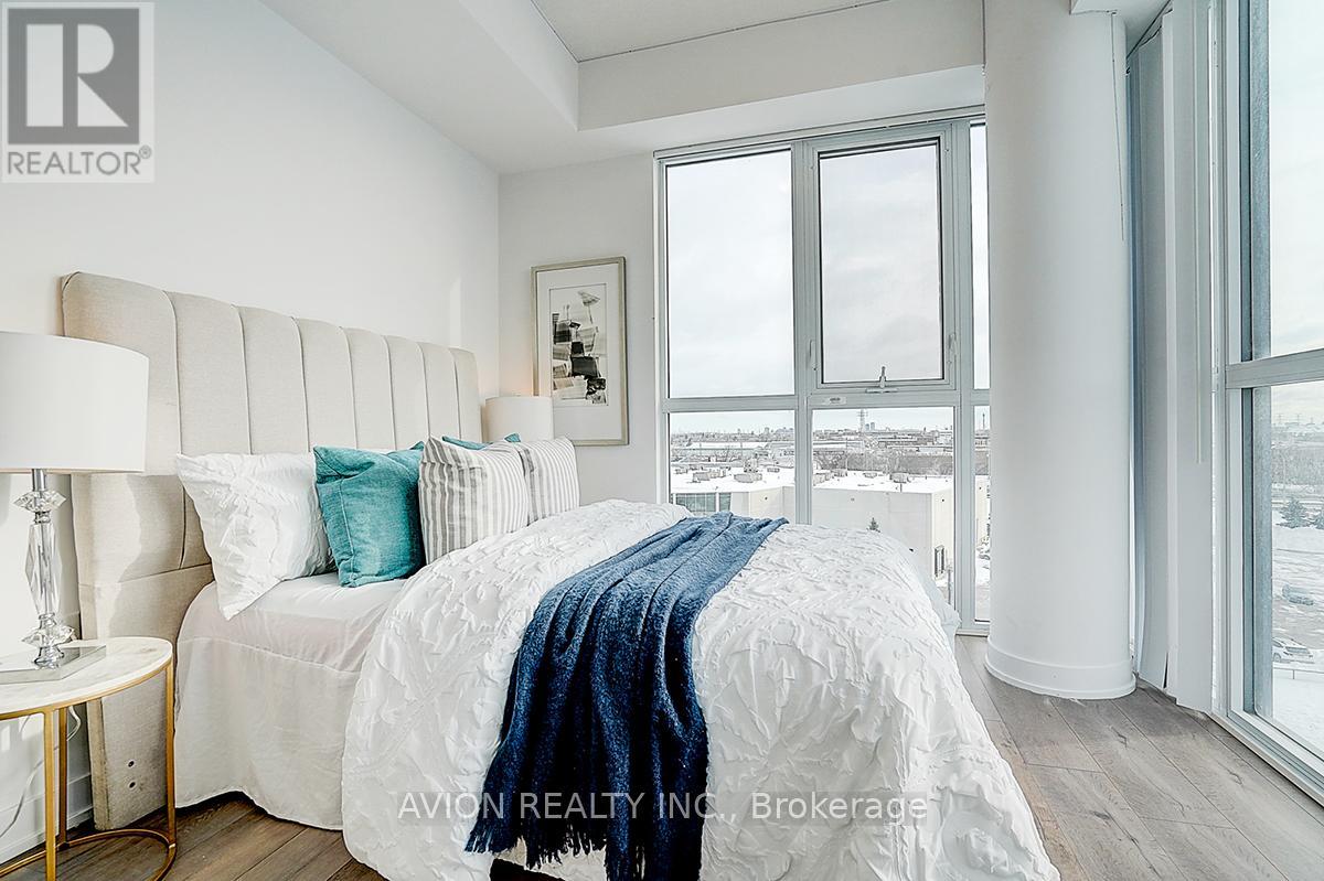 619 - 60 Honeycrisp Crescent, Vaughan, Ontario  L4K 0N5 - Photo 5 - N12785858