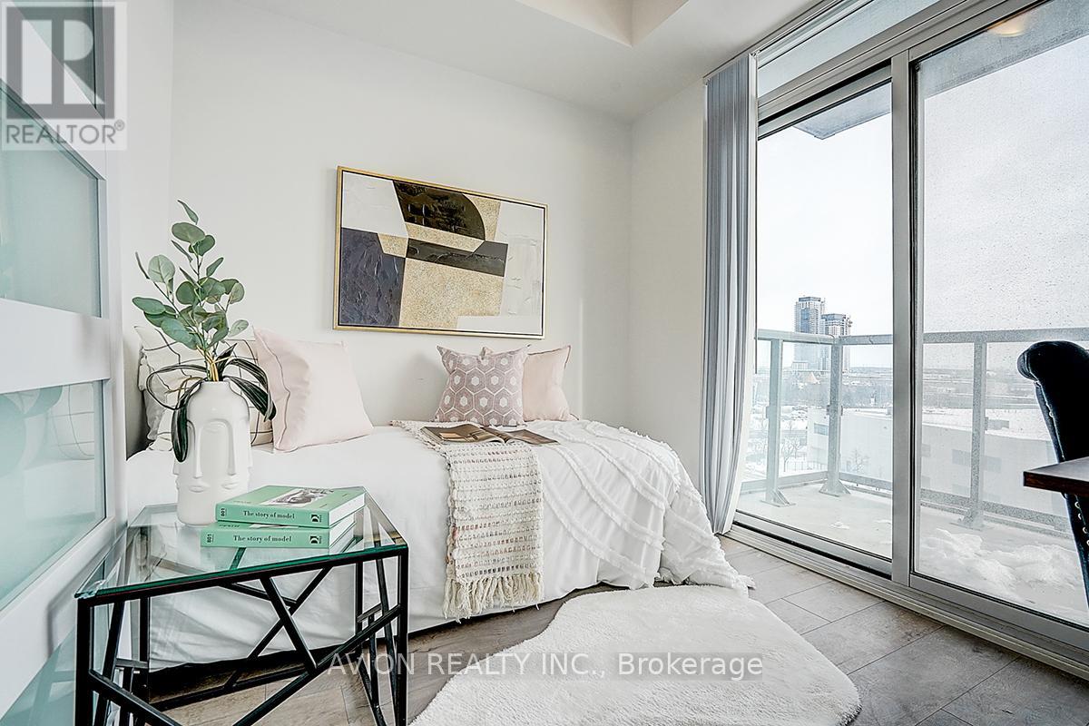 619 - 60 Honeycrisp Crescent, Vaughan, Ontario  L4K 0N5 - Photo 6 - N12785858