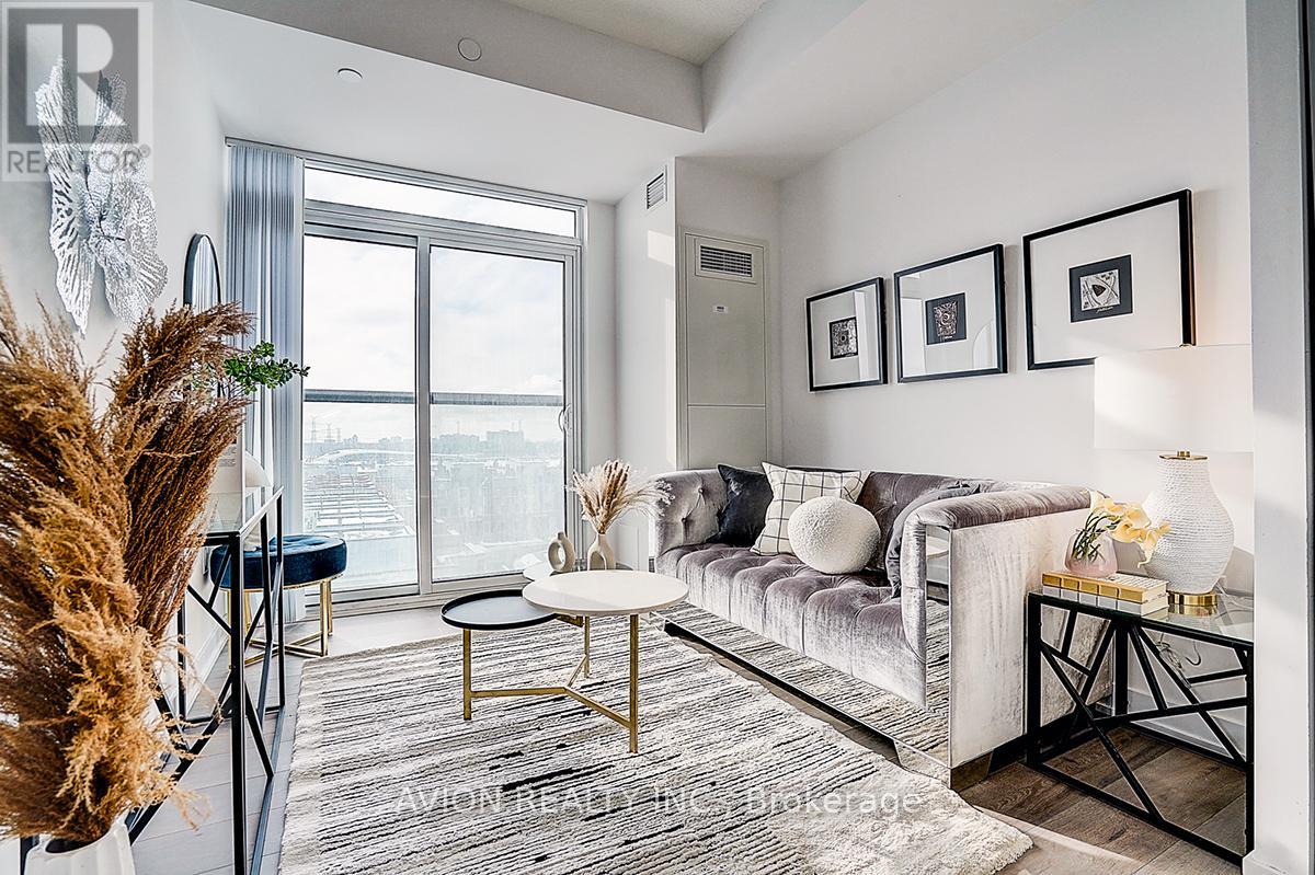 619 - 60 Honeycrisp Crescent, Vaughan, Ontario  L4K 0N5 - Photo 9 - N12785858