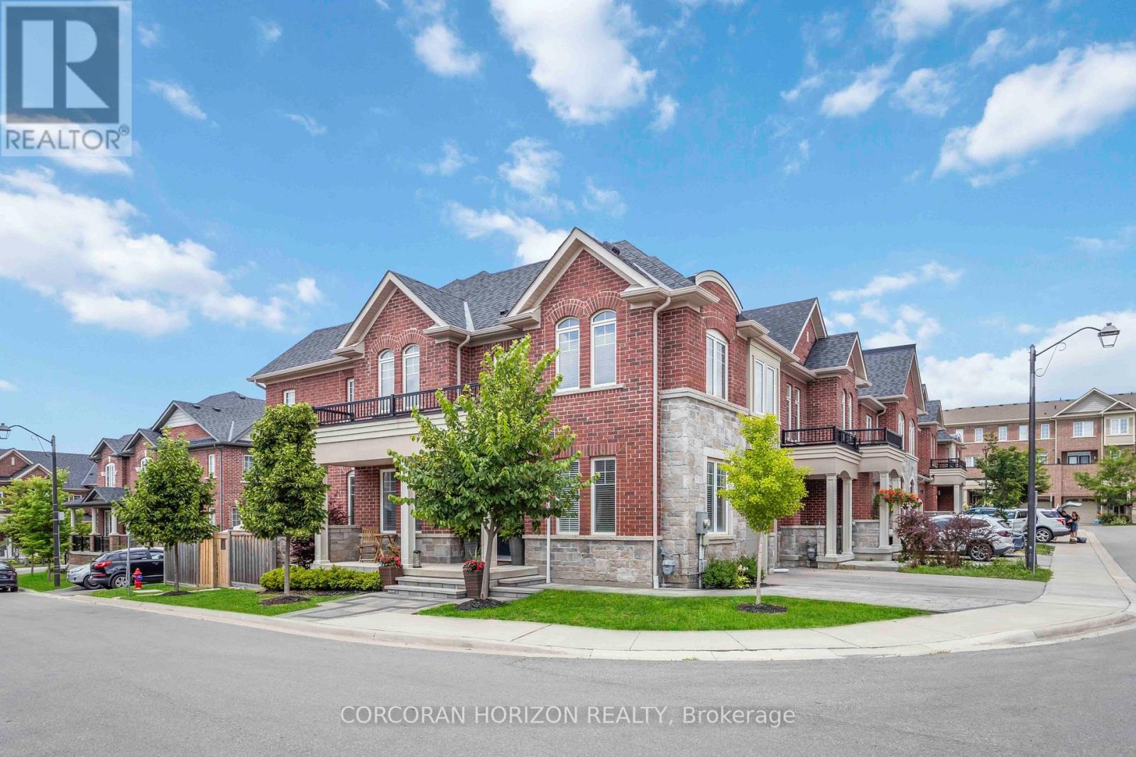 81 DUNDONALD TRAIL, Newmarket, Ontario