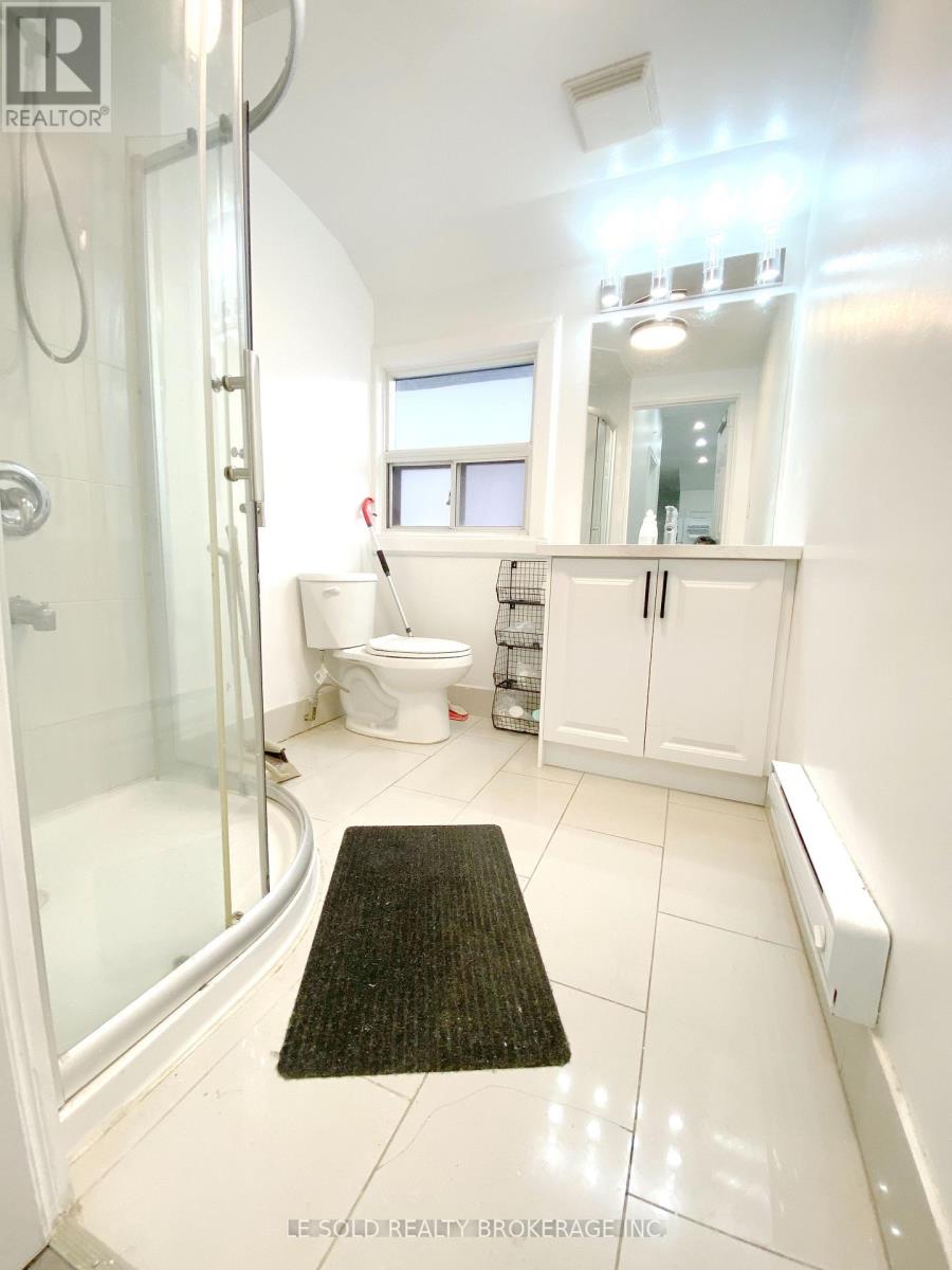 Room 103 - 81 Hallam Street, Toronto, Ontario  M6H 1W7 - Photo 7 - W12785864