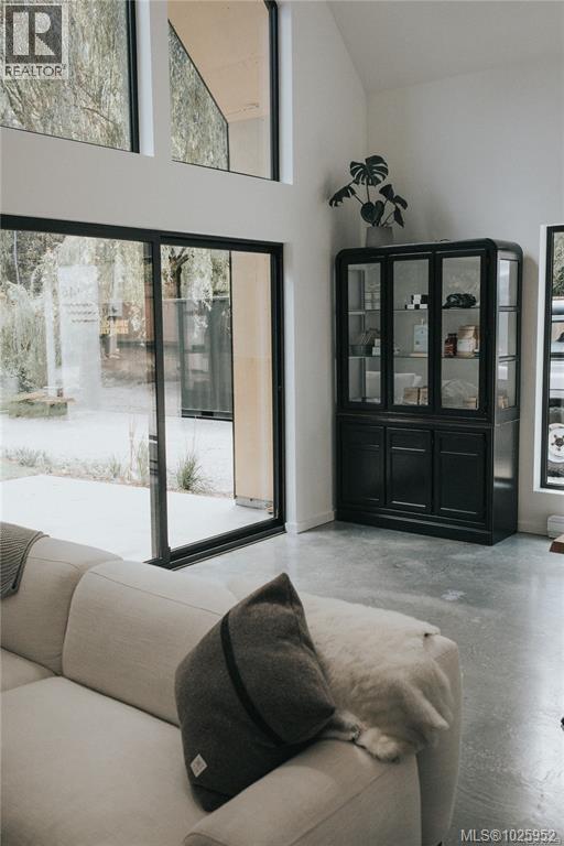 146 Menhinick Dr, Salt Spring, British Columbia  V8K 1W7 - Photo 38 - 1025952