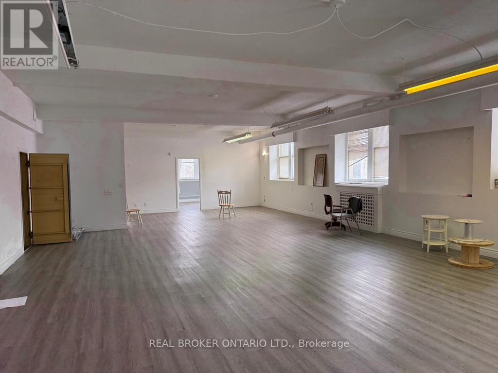 100 - 231 Bay Street N, Hamilton, Ontario  L8R 2R1 - Photo 9 - X12781930