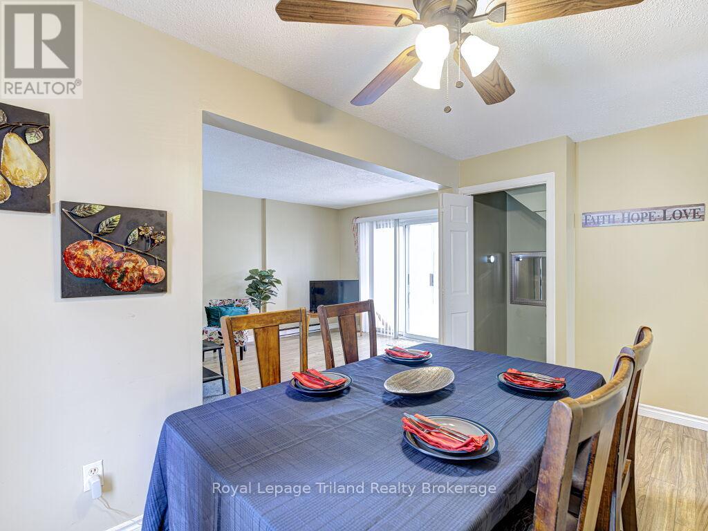 8 Hazelglen Court S, Brampton, Ontario  L6S 1N7 - Photo 14 - W12785888