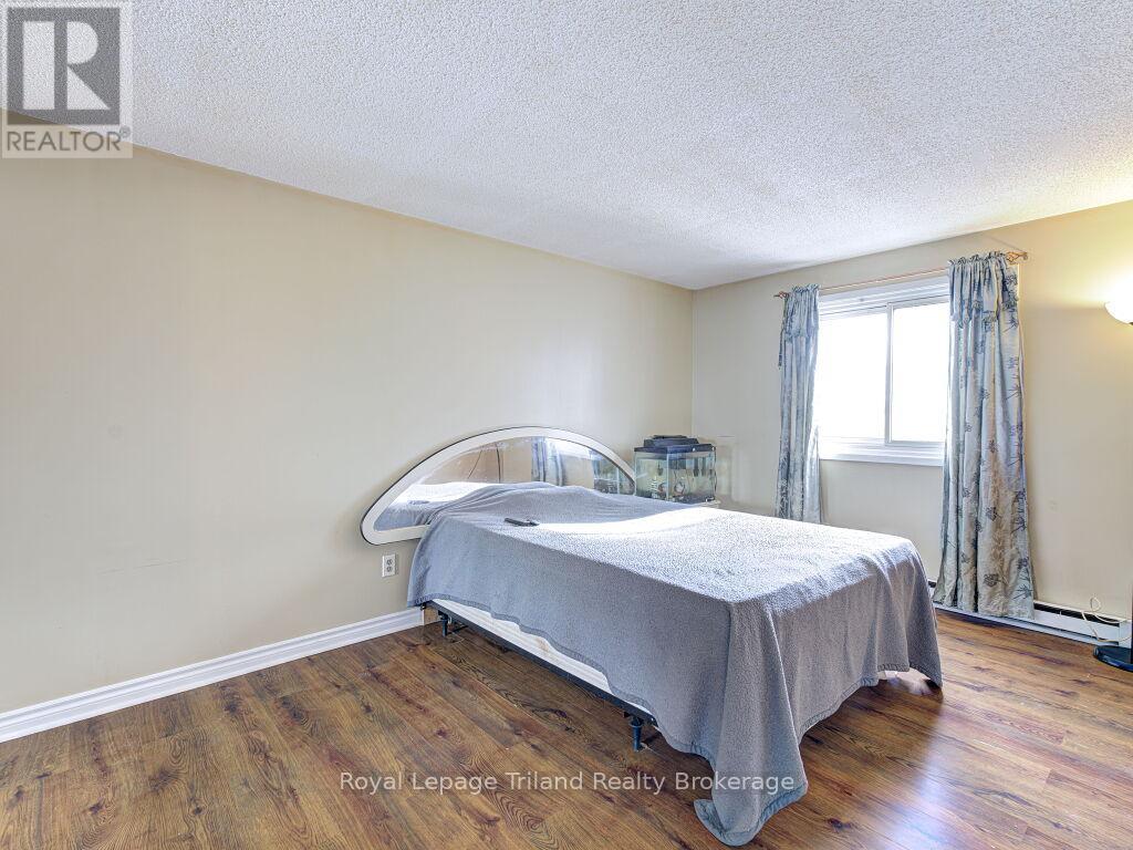 8 Hazelglen Court S, Brampton, Ontario  L6S 1N7 - Photo 22 - W12785888