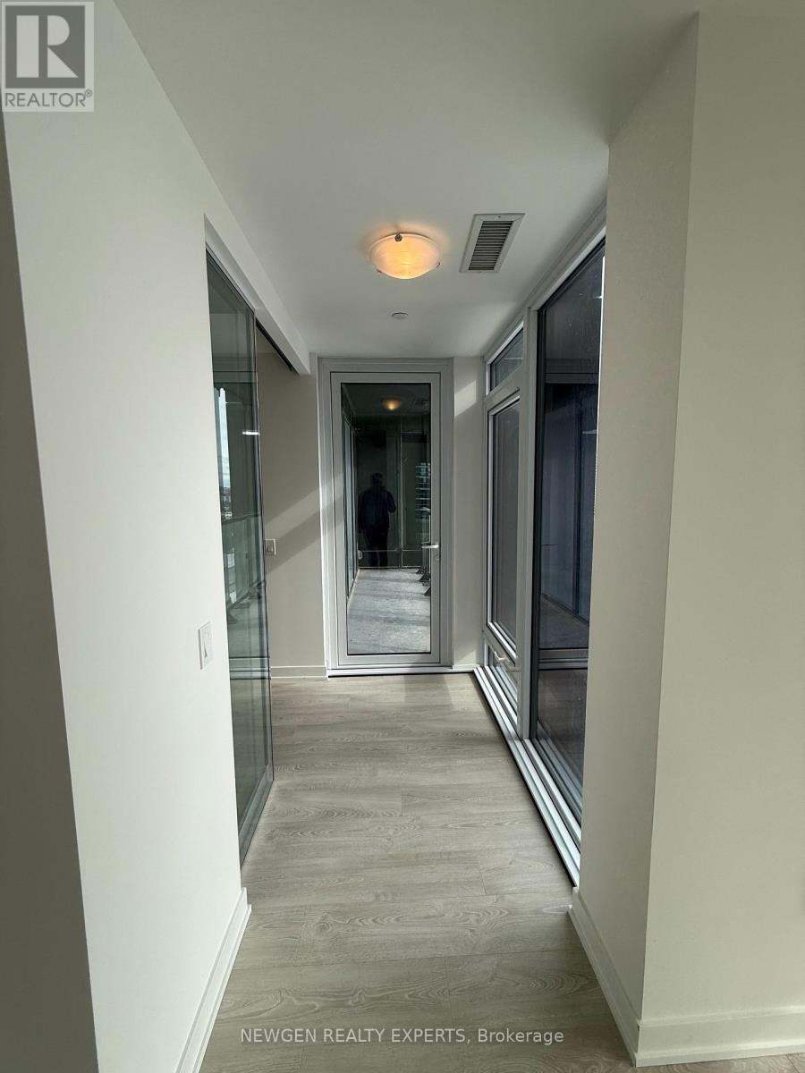 1503 - 1 Quarrington Lane, Toronto, Ontario  M3C 0S4 - Photo 17 - C12785902