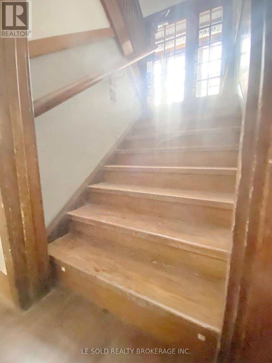 202 - 125 Earl Place, Toronto, Ontario  M4Y 1M4 - Photo 12 - C12785920