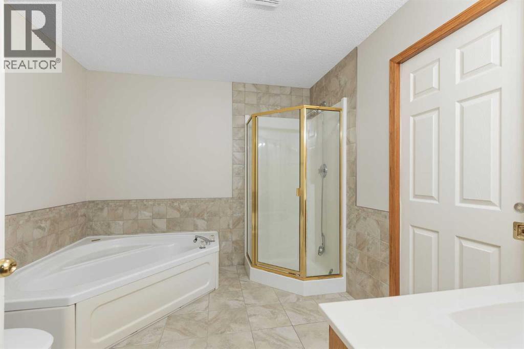 66 Patina Point Sw, Calgary, Alberta  T3H 3J7 - Photo 7 - A2283812