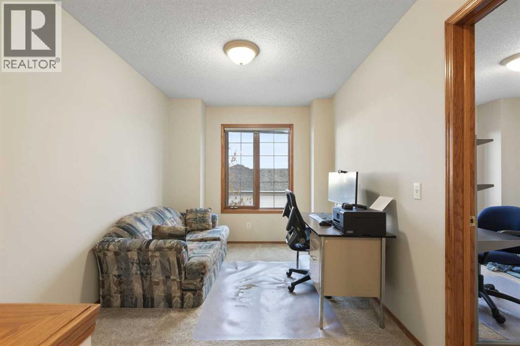 66 Patina Point Sw, Calgary, Alberta  T3H 3J7 - Photo 9 - A2283812