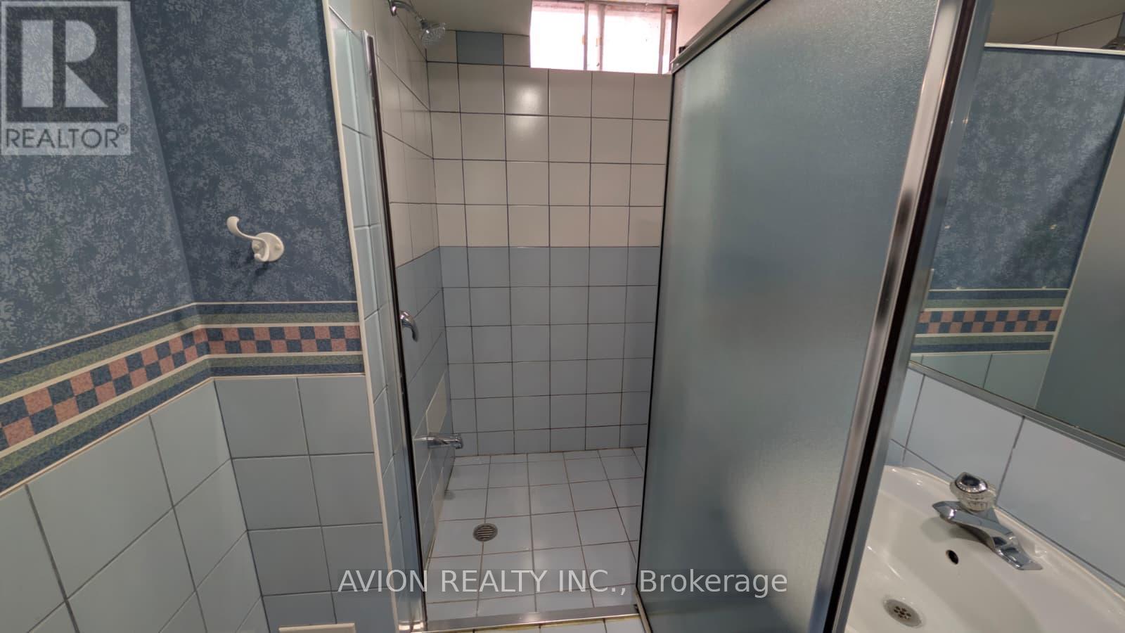 1927 Parkside Drive, Pickering, Ontario  L1V 3N6 - Photo 14 - E12785918