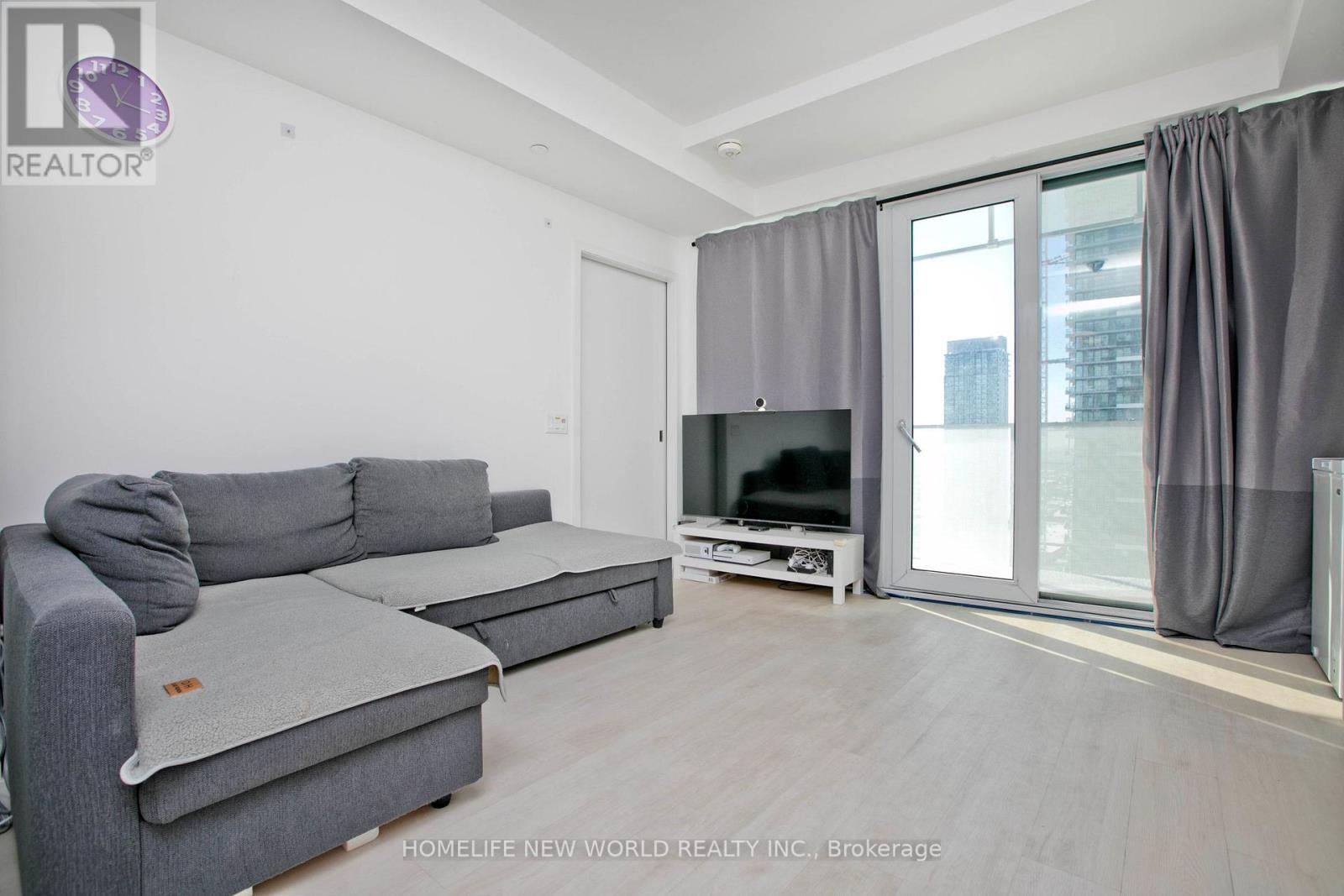 2907 - 3900 Confederation Parkway, Mississauga, Ontario  L5B 0M3 - Photo 8 - W12785914