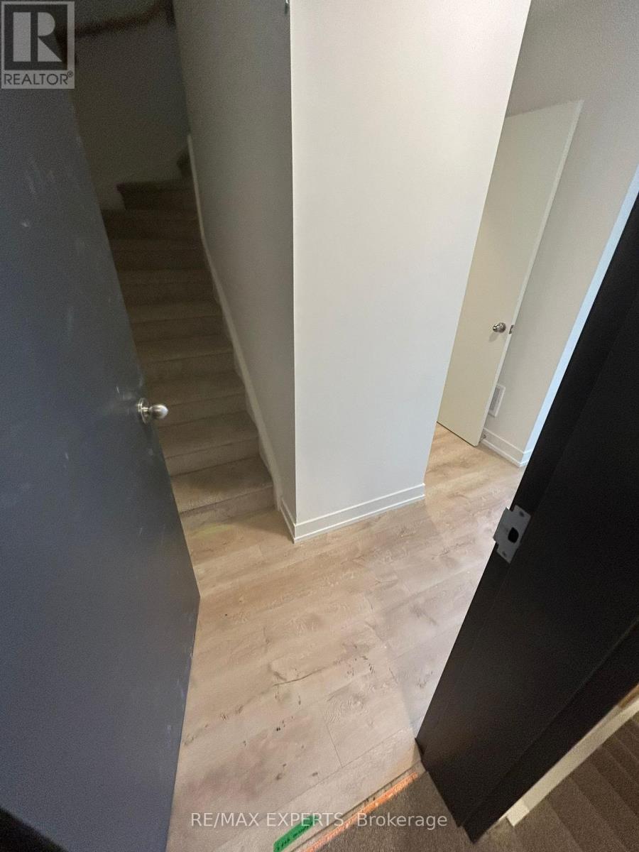 335/303c3 - 16 Melbourne Avenue, St. Catharines, Ontario  L2P 3J8 - Photo 20 - X12785904