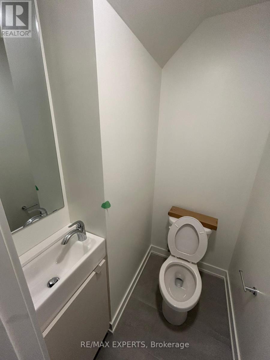 335/303c3 - 16 Melbourne Avenue, St. Catharines, Ontario  L2P 3J8 - Photo 4 - X12785904