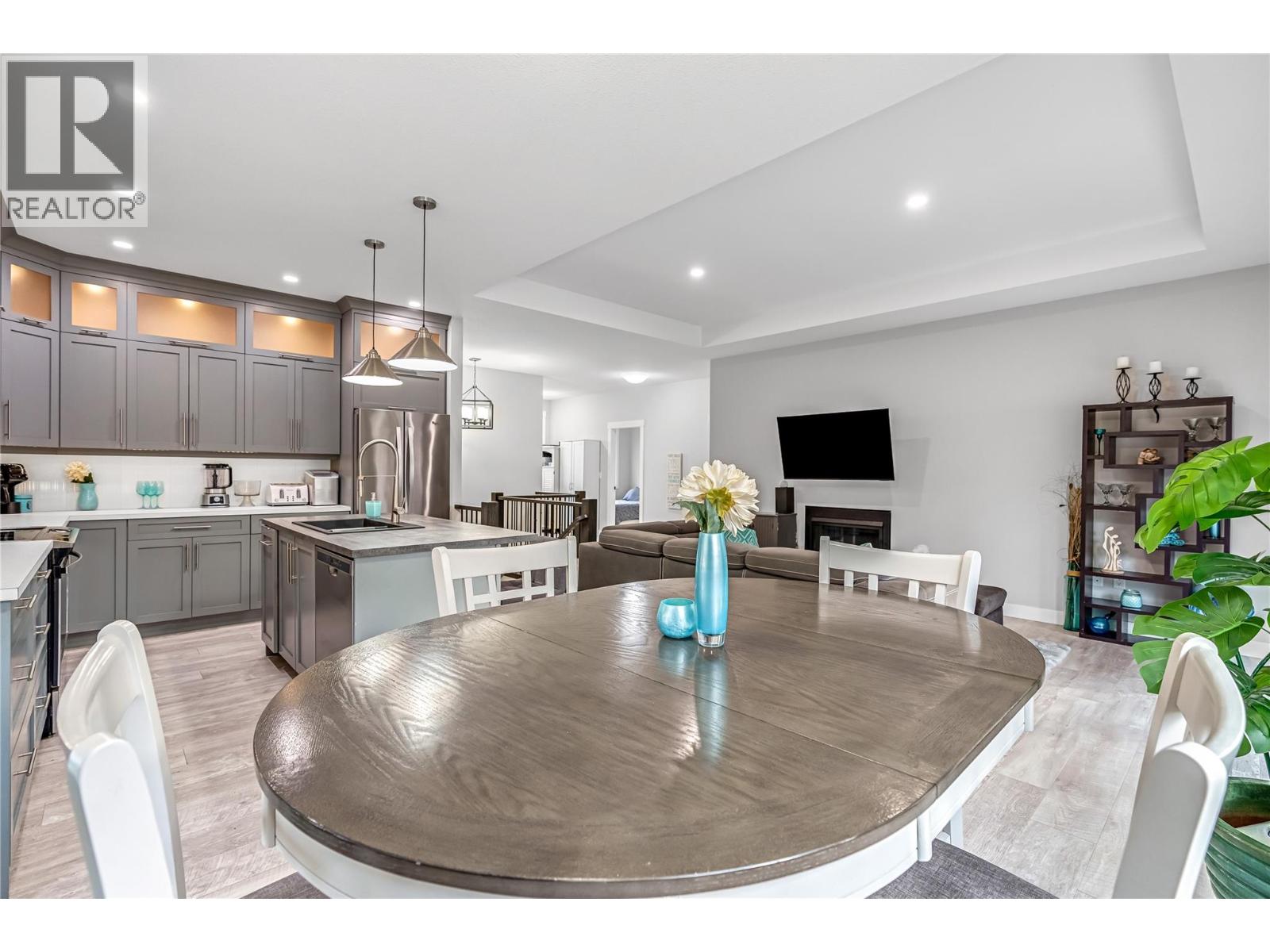 3445 Jackson Avenue, Armstrong, British Columbia  V0E 1B2 - Photo 19 - 10374761