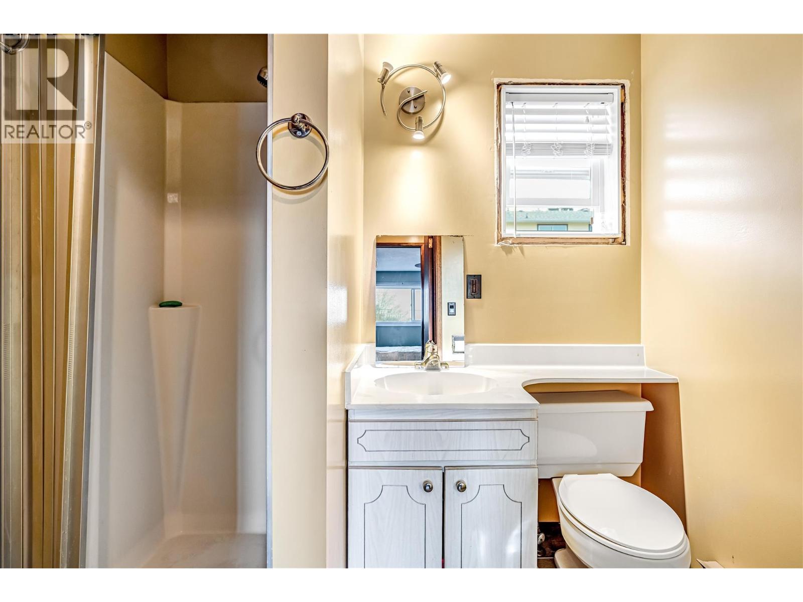 2465 Danallanko Drive, Armstrong, British Columbia  V0E 1B1 - Photo 34 - 10374762