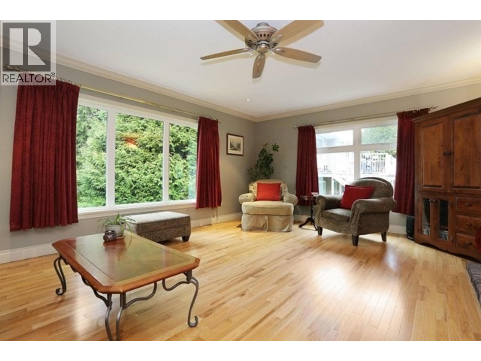 5214 12 Avenue, Delta, British Columbia  V4M 2A8 - Photo 5 - R3077737