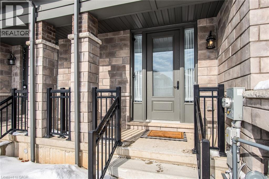 872 Sobeski Avenue, Woodstock, Ontario  N4T 0P2 - Photo 3 - 40804743