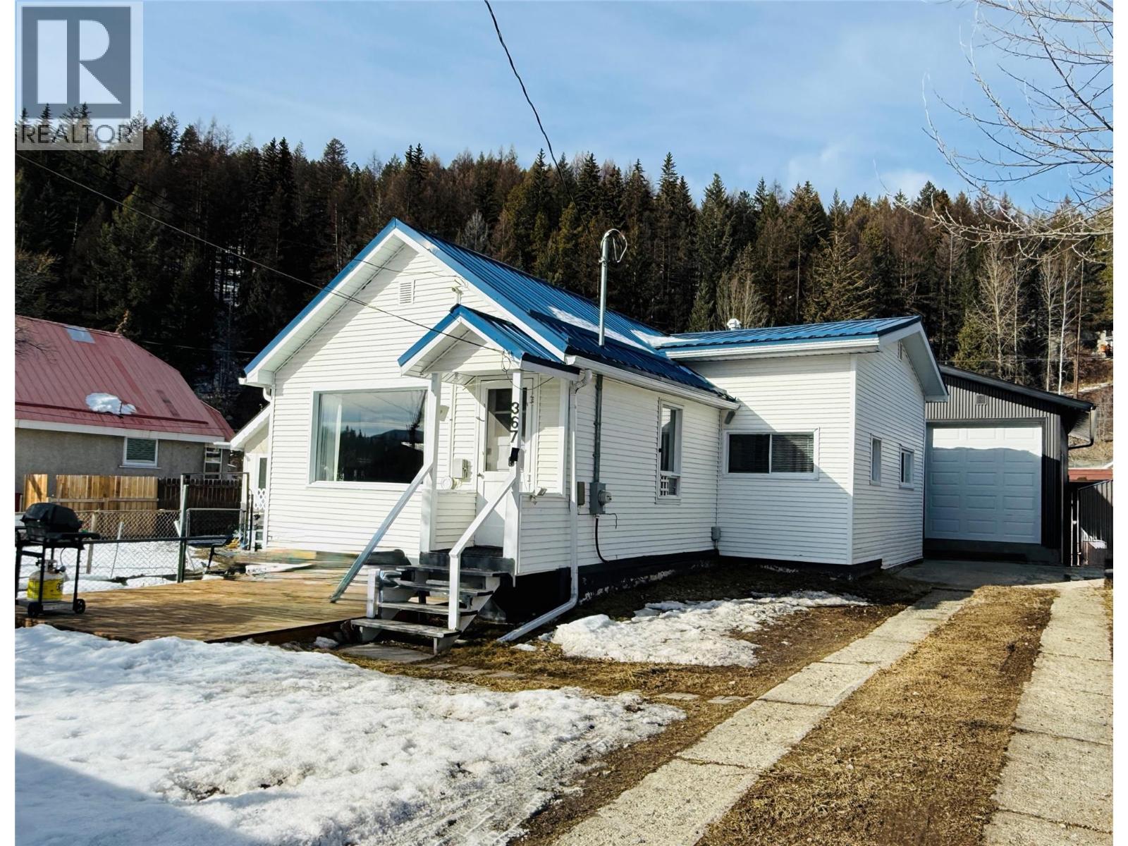367 Fortier Street, Kimberley, British Columbia  V1A 1N4 - Photo 1 - 10373599