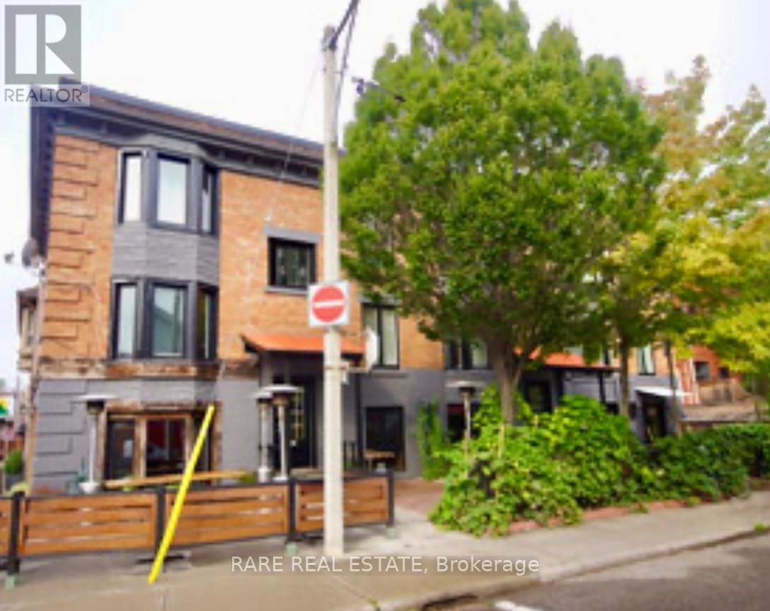 5 - 196 ROBERT STREET, Toronto, Ontario