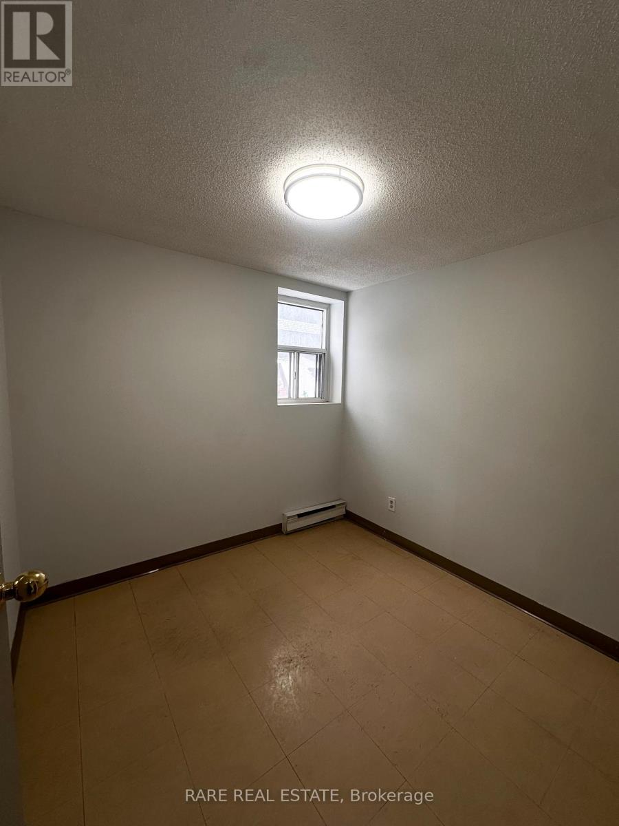 6c - 99 Bellevue Avenue, Toronto, Ontario  M5T 2N8 - Photo 2 - C12411049