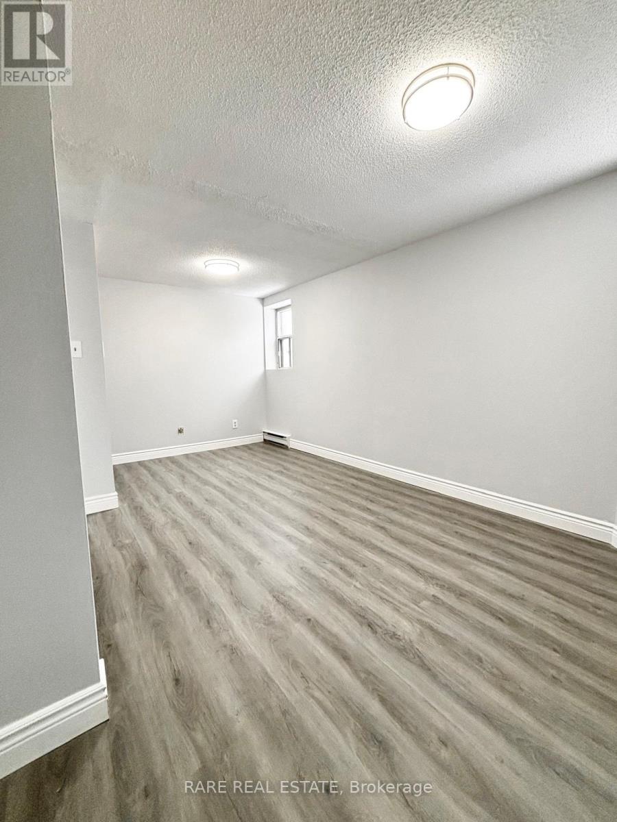 7 - 99 Bellevue Avenue, Toronto, Ontario  M5T 2N8 - Photo 5 - C12651956