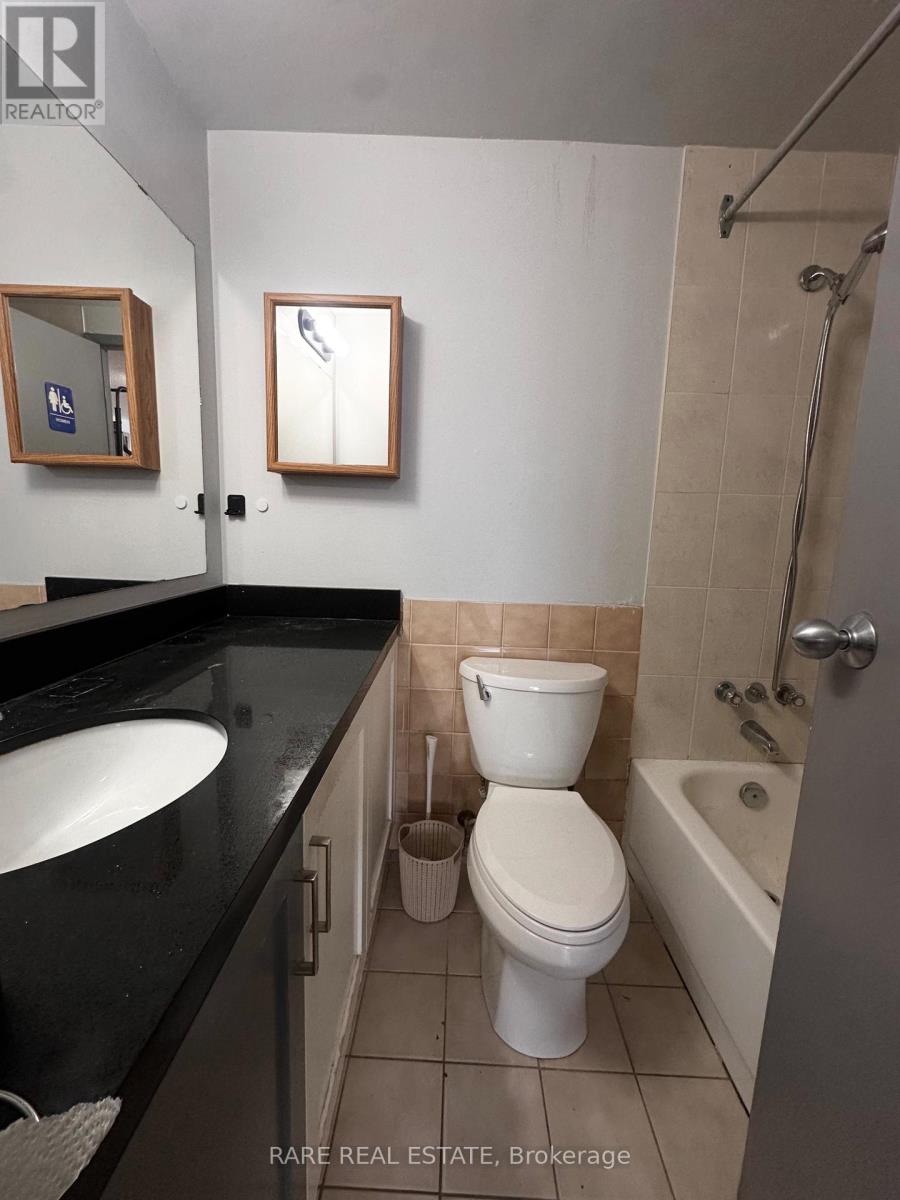 6d - 99 Bellevue Avenue, Toronto, Ontario  M5T 2N8 - Photo 4 - C12411048