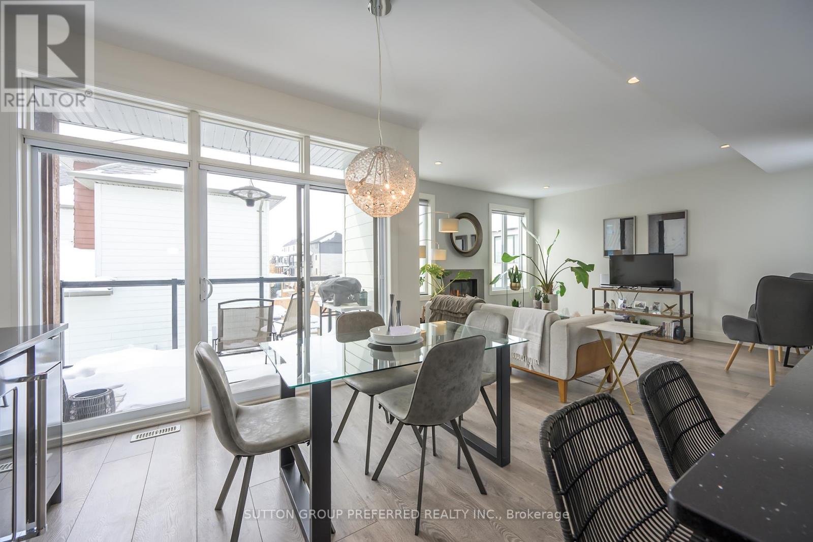 723 Apricot Drive, London South, Ontario  N6K 5A7 - Photo 9 - X12785416