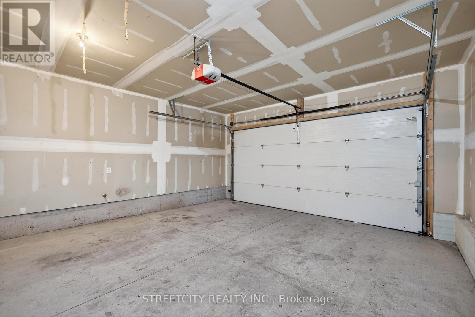 1408 Twilite Boulevard, London North, Ontario  N6G 3R5 - Photo 37 - X12785984