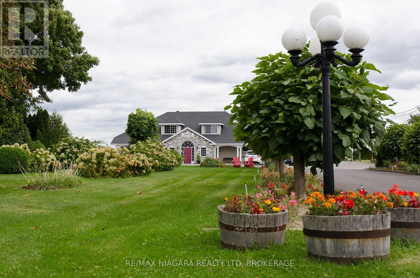 1811 Niagara Stone Road, Niagara-On-The-Lake, Ontario  L0S 1J0 - Photo 10 - X12785990