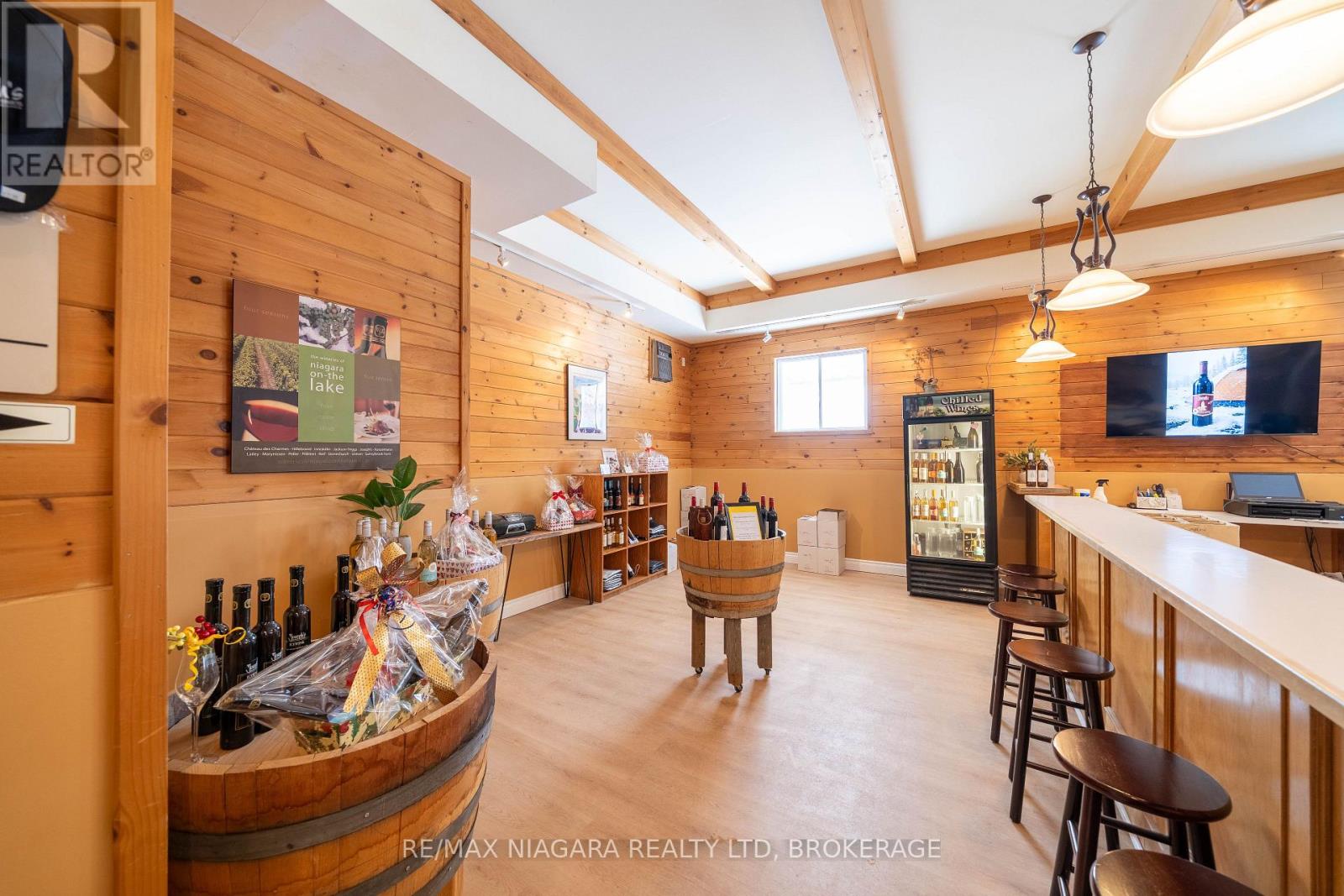 1811 Niagara Stone Road, Niagara-On-The-Lake, Ontario  L0S 1J0 - Photo 22 - X12785990