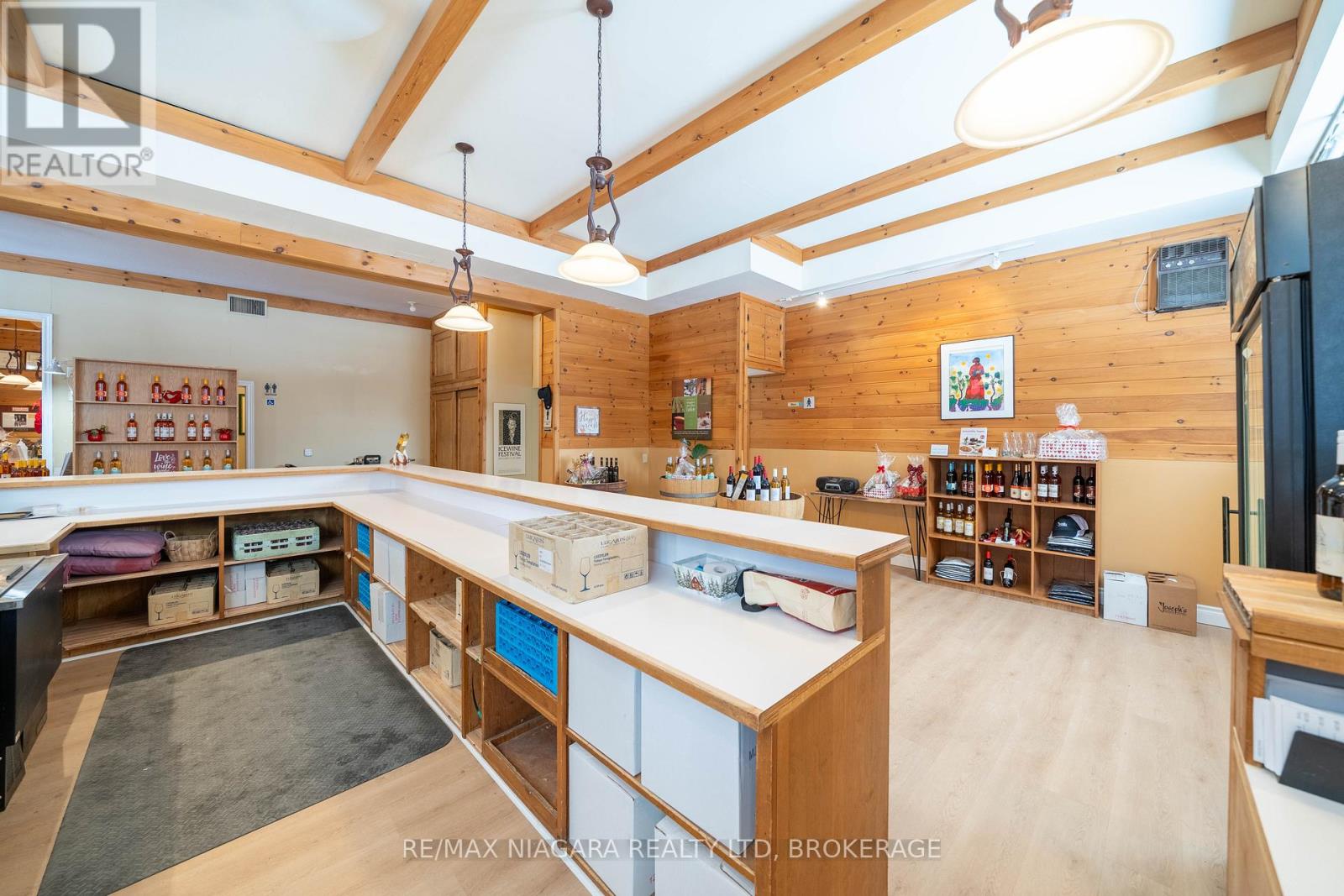 1811 Niagara Stone Road, Niagara-On-The-Lake, Ontario  L0S 1J0 - Photo 25 - X12785990