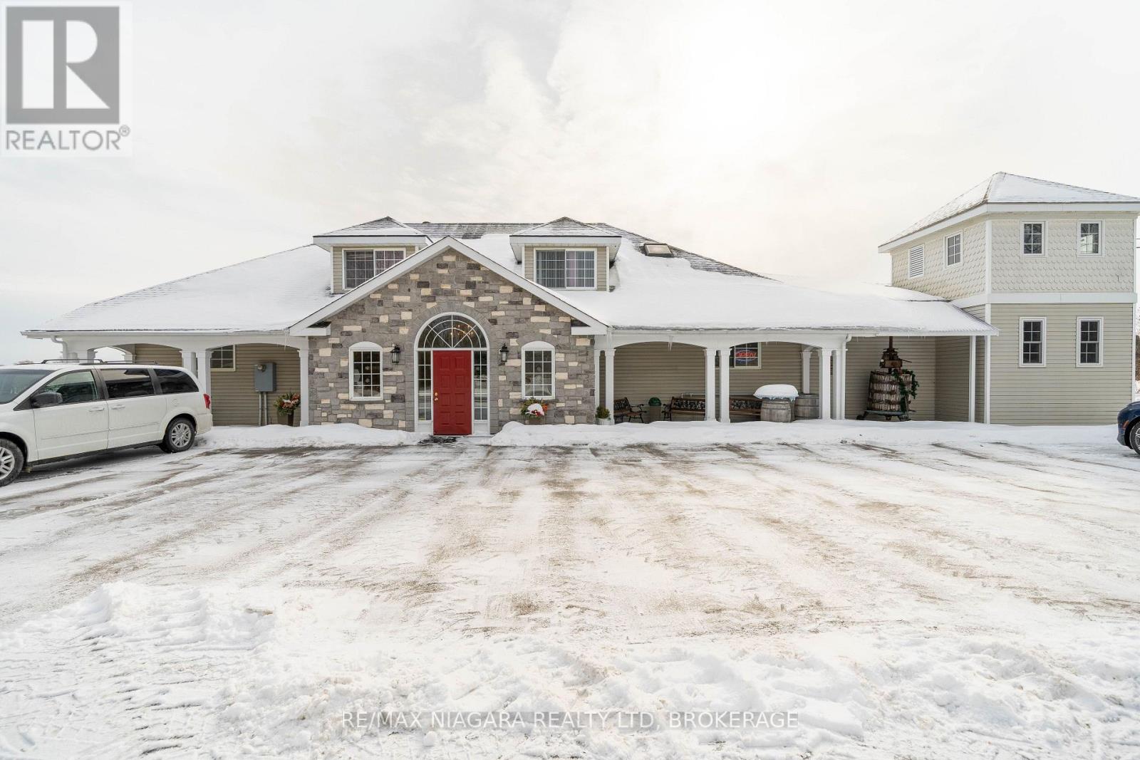 1811 Niagara Stone Road, Niagara-On-The-Lake, Ontario  L0S 1J0 - Photo 6 - X12785990