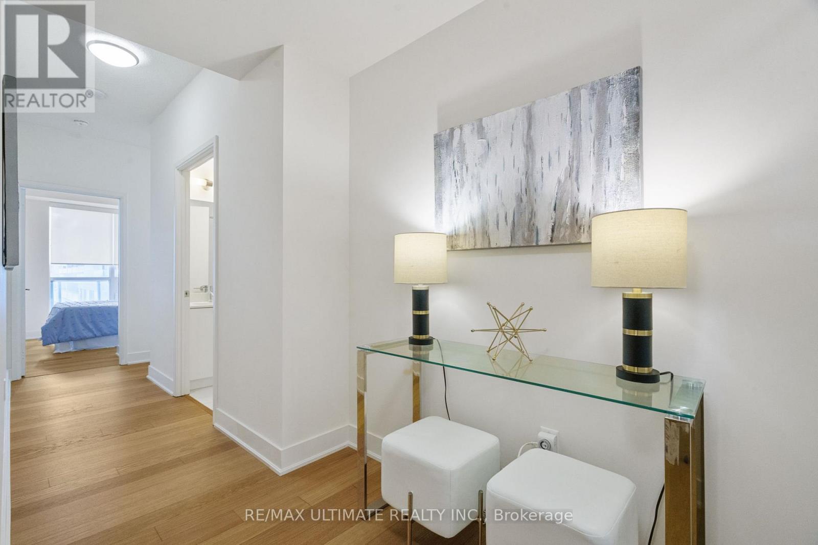 802 - 30 ROEHAMPTON AVENUE, Toronto, Ontario