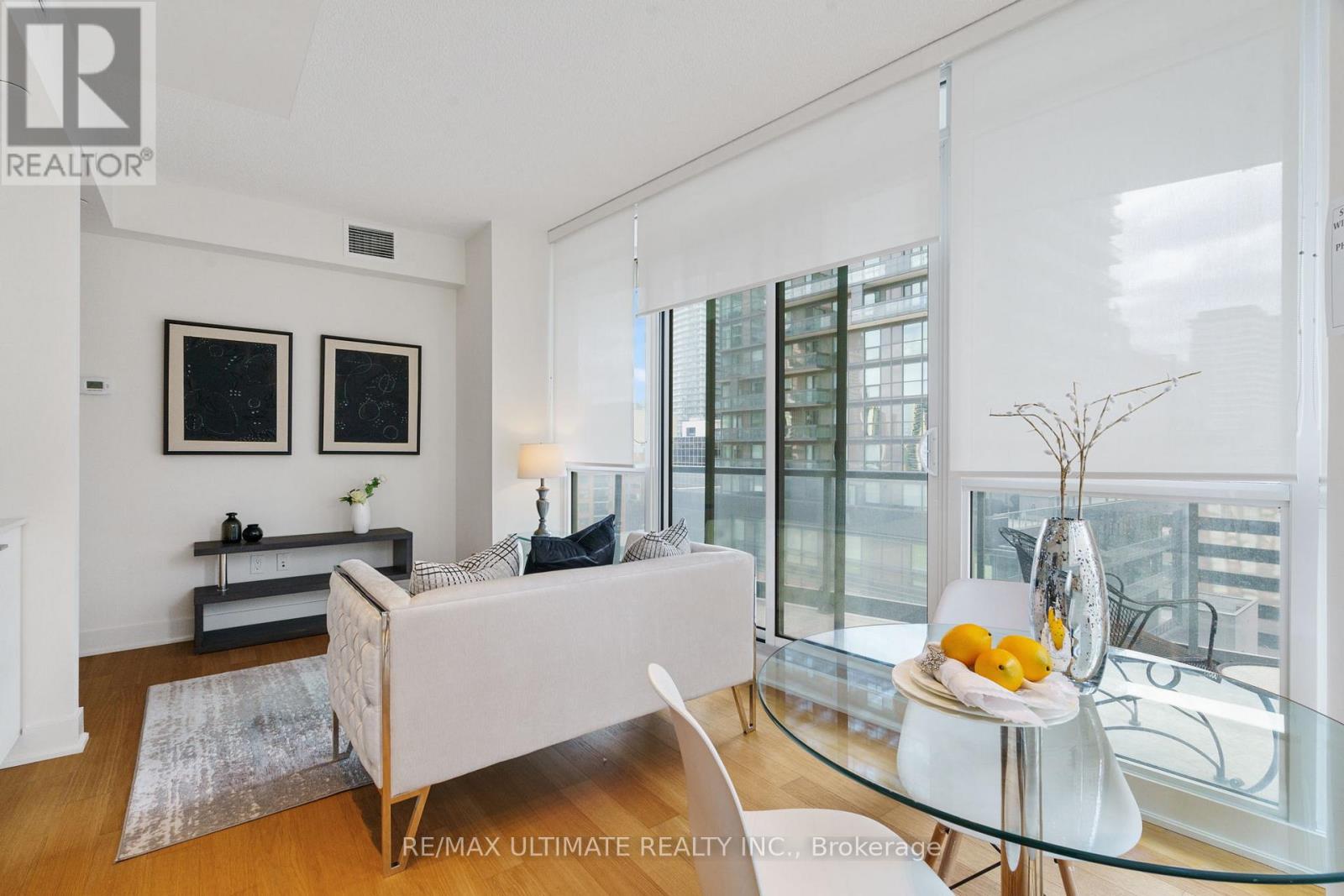 802 - 30 Roehampton Avenue, Toronto, Ontario  M4P 0B9 - Photo 10 - C12785948