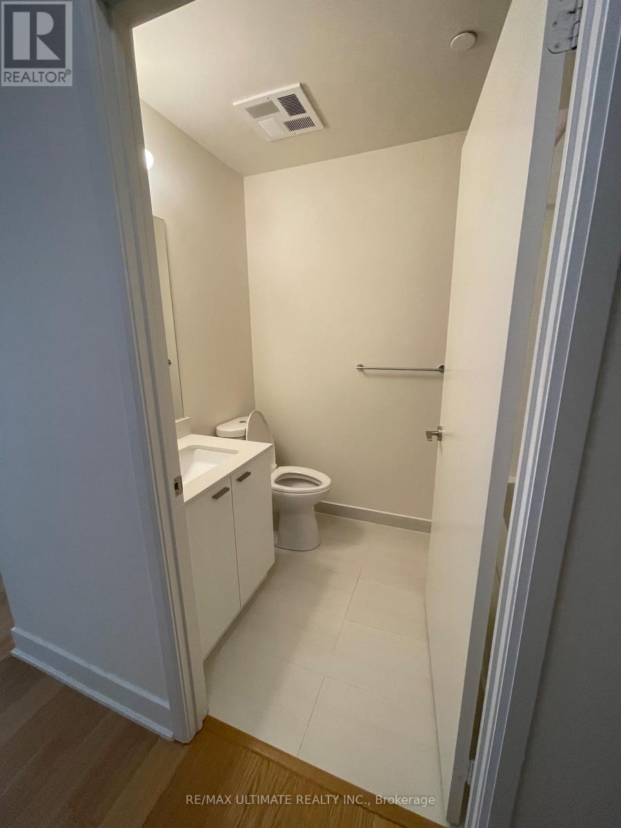 802 - 30 Roehampton Avenue, Toronto, Ontario  M4P 0B9 - Photo 15 - C12785948