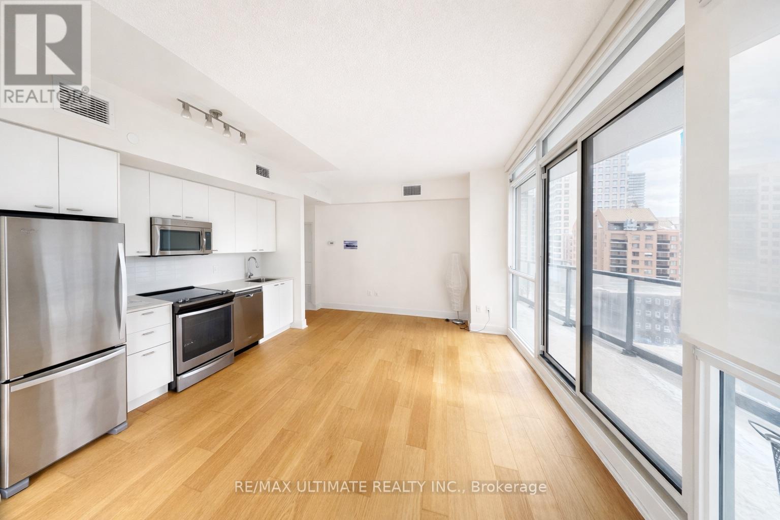 802 - 30 Roehampton Avenue, Toronto, Ontario  M4P 0B9 - Photo 21 - C12785948