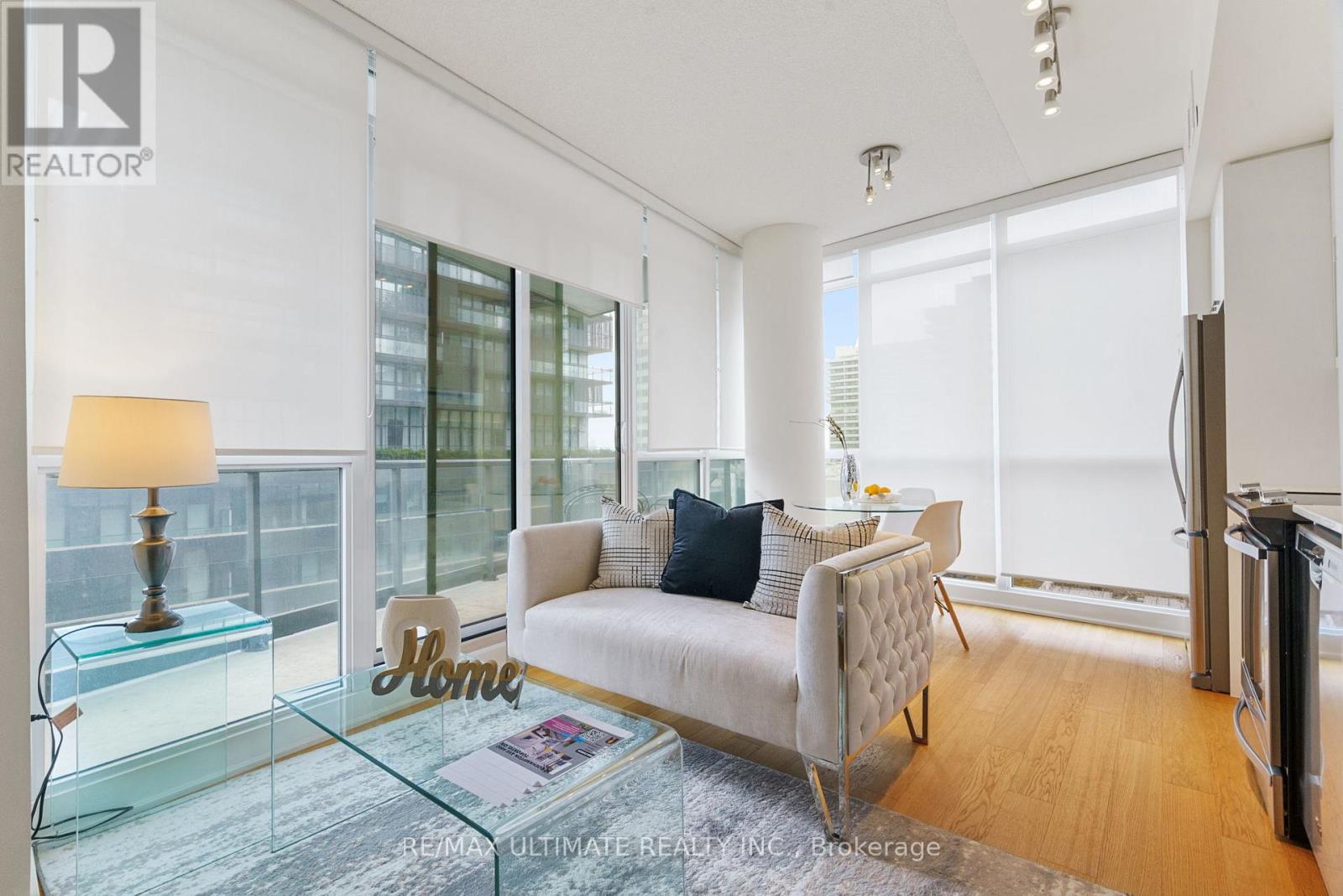 802 - 30 Roehampton Avenue, Toronto, Ontario  M4P 0B9 - Photo 7 - C12785948