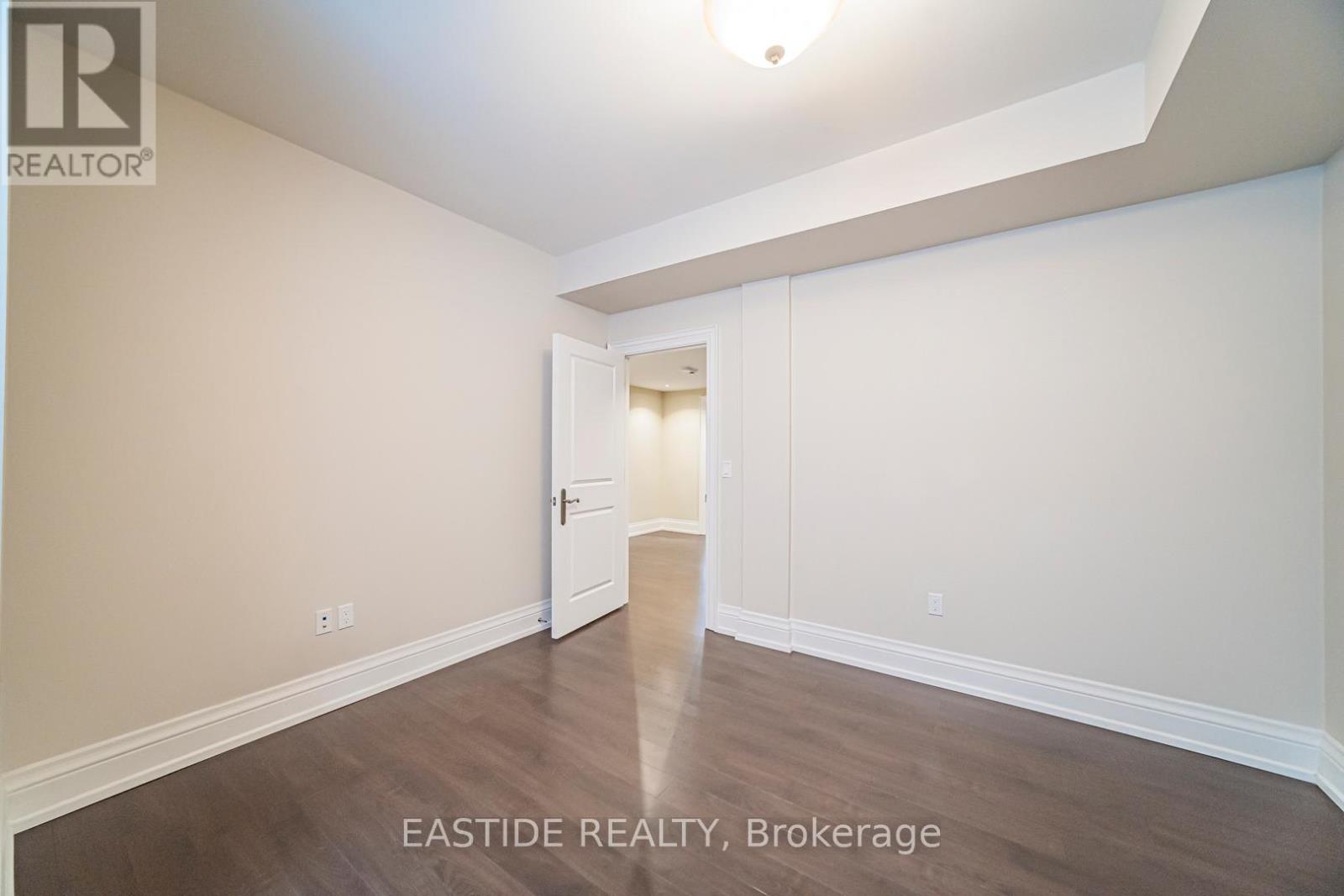 19 Parker Avenue, Richmond Hill, Ontario  L4E 2X3 - Photo 20 - N12785926