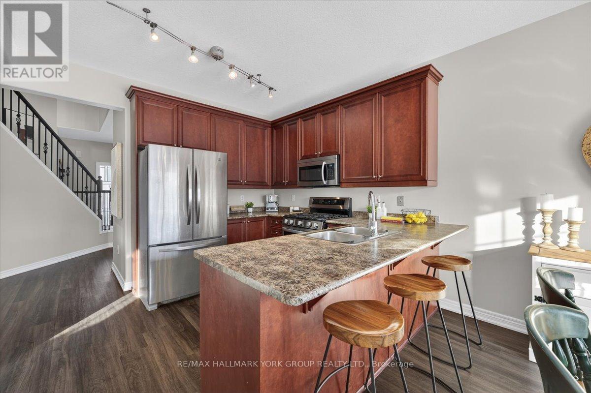 1063 Muriel Street, Innisfil, Ontario  L9S 4W7 - Photo 9 - N12785986