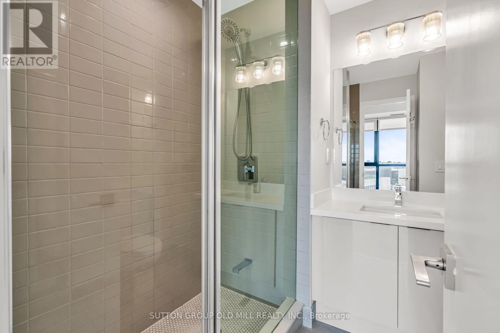 401 - 2916 Highway 7, Vaughan, Ontario  L4K 0K6 - Photo 11 - N12785992